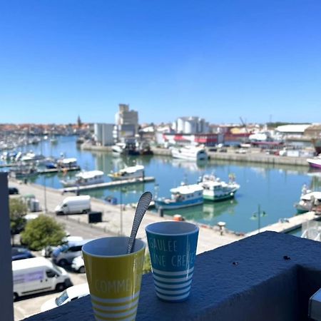 Pretty And Bright Studio With View On The Harbor Les Sables-d'Olonne Bagian luar foto
